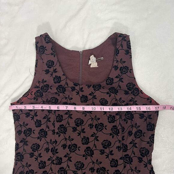 Vintage Studio C Maroon and Black Floral 2-Piece Dress and Jacket Set - Picture 6 of 16